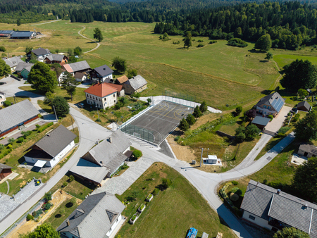 l_760690igrišce Grcarice 4